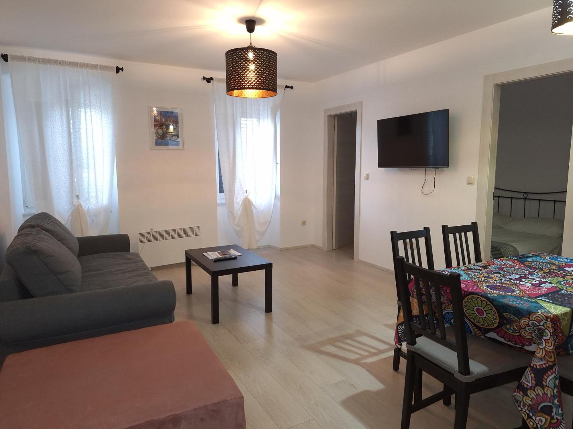 לובראן Apartments Knezgrad מראה חיצוני תמונה