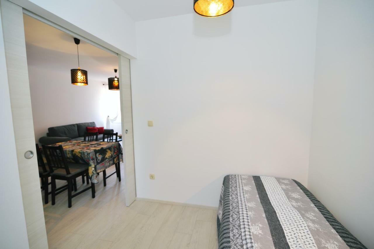 לובראן Apartments Knezgrad מראה חיצוני תמונה