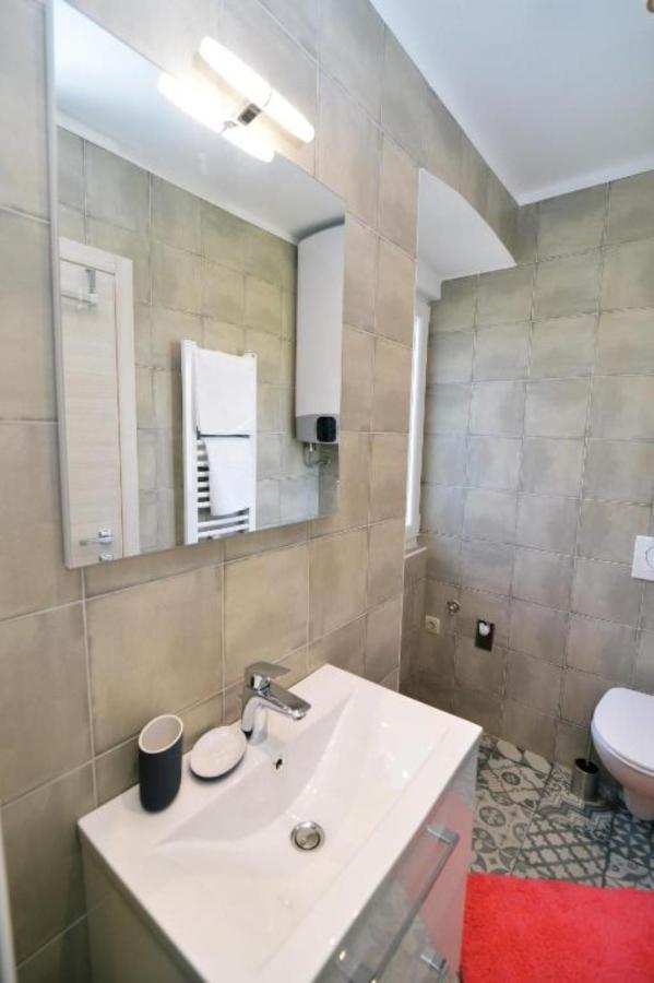 לובראן Apartments Knezgrad מראה חיצוני תמונה